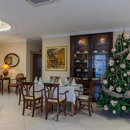 Hotel Maroon زغرب المظهر الخارجي الصورة
