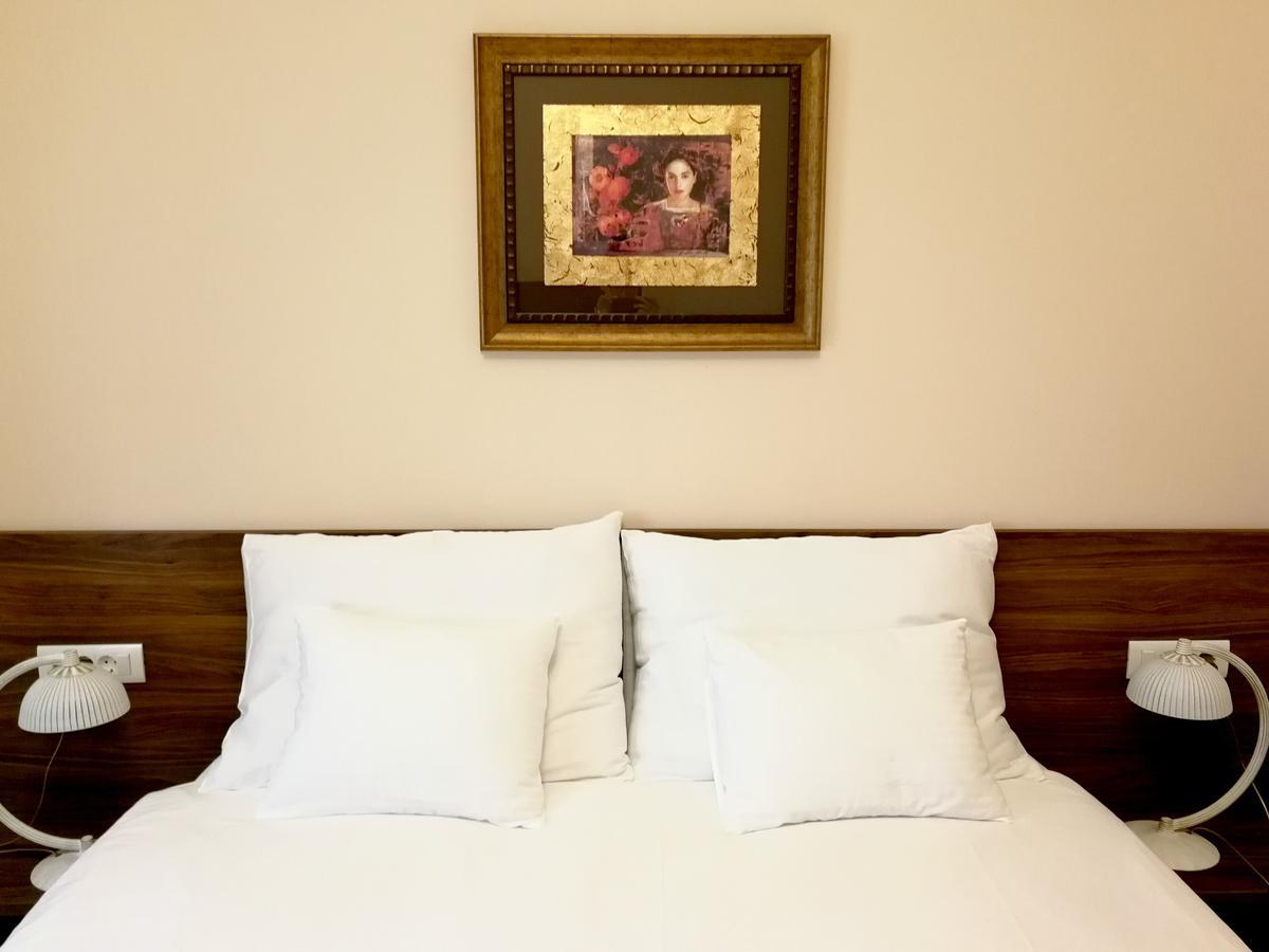 Hotel Maroon زغرب المظهر الخارجي الصورة