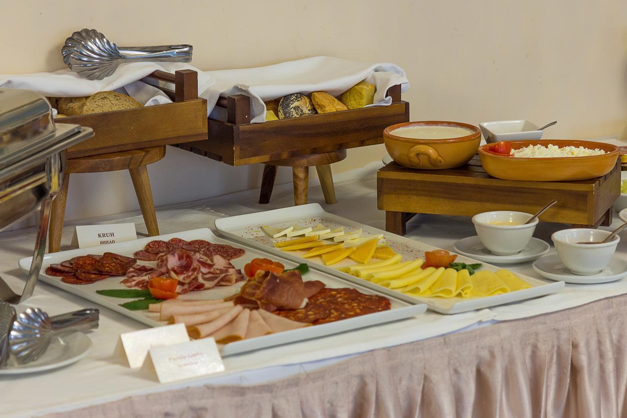 Hotel Maroon زغرب المظهر الخارجي الصورة