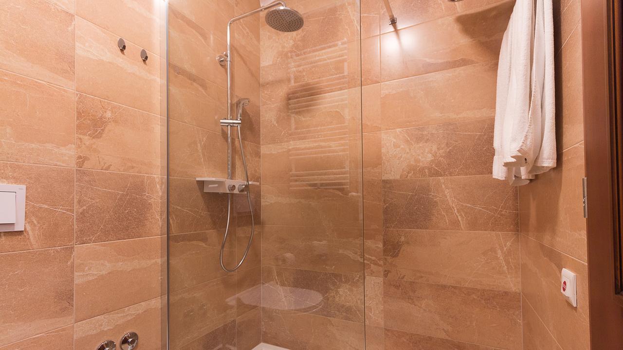 Hotel Maroon زغرب المظهر الخارجي الصورة