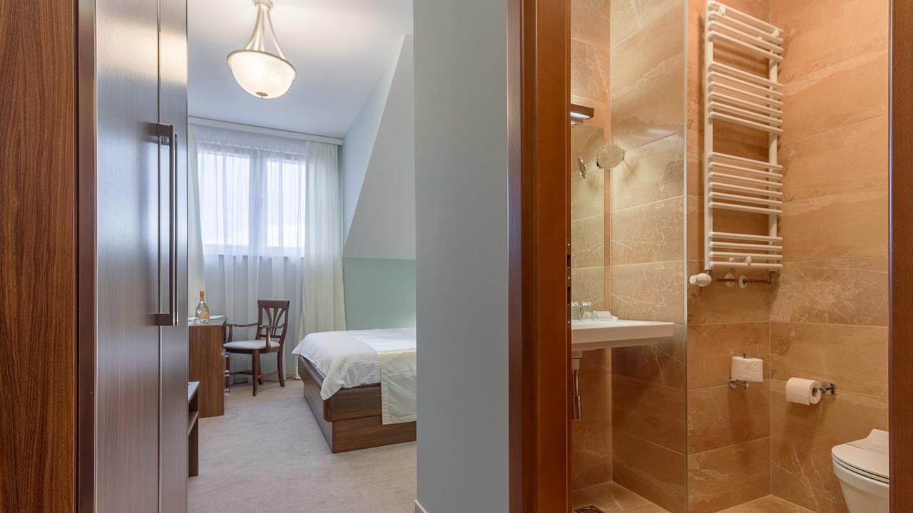Hotel Maroon زغرب المظهر الخارجي الصورة