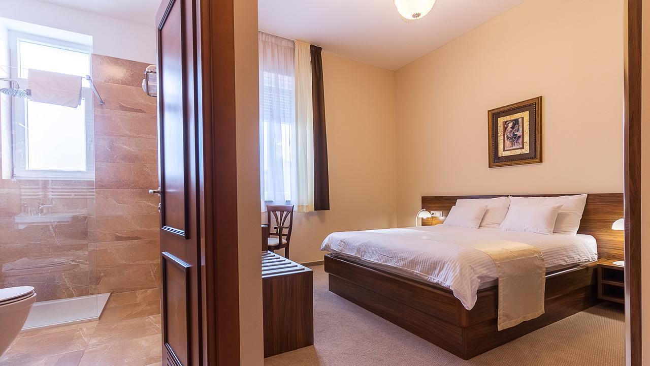 Hotel Maroon زغرب المظهر الخارجي الصورة